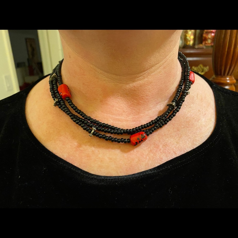 Chico’s Black and Red Beaded Necklace